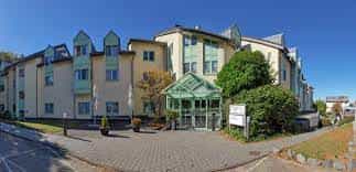 Pflegefachkraft (w/d/m) - Zusammen den Menschen in den Mittelpunkt stellen! Gottmadingen - Altenpflegeheim St. Hildegard - Praxia