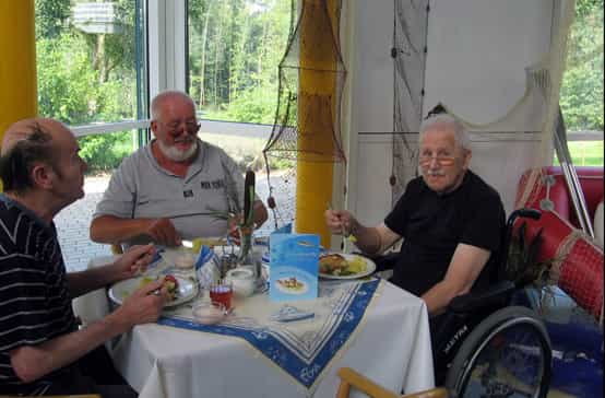 Pflegefachkraft (m/w/d) - Komm zur AWO! Schwerin - Seniorenhaus Schelfwerder - Praxia