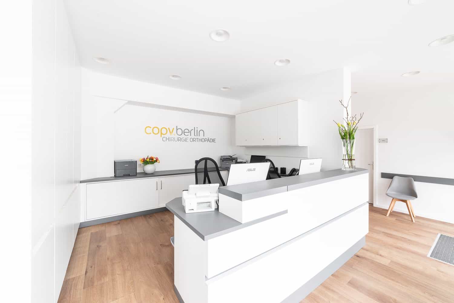 Medizinische:r Fachangestellte:r (m/w/d) mit orthopädisch-unfallchirurgischer Erfahrung - Wir haben den passenden Job für Sie! Berlin - Chirurgisch Orthopädischer Praxisverbund Berlin (COPV) - Steglitz - Praxia