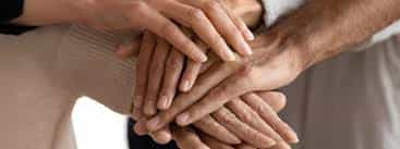 Pflegefachkraft (m/w/d) in Teilzeit - Zusammen besser pflegen!  Kiebitzreihe - inter pares Senioren und Pflegeheim am Sandkamp Kiebitzreihe - Praxia