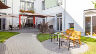 Pflegefachkraft (m/w/d) für unseren Springerpool Rheinland-Pfalz und Hessen - Arbeite in einem tollen Team mit einladender Atmosphäre! Limburg an der Lahn - Hildegard von Bingen - Senioren-Zentrum St. Georg - Praxia