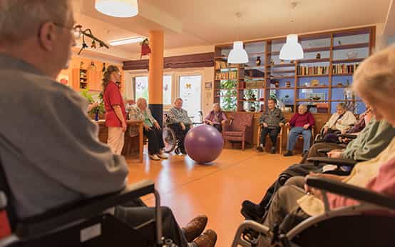 Pflegefachkraft (m/w/d) - Dein neuer Arbeitsplatz in einem Team, auf das Du zählen kannst! Parchim - AWO Seniorenhof "Am Buchholz" - Praxia