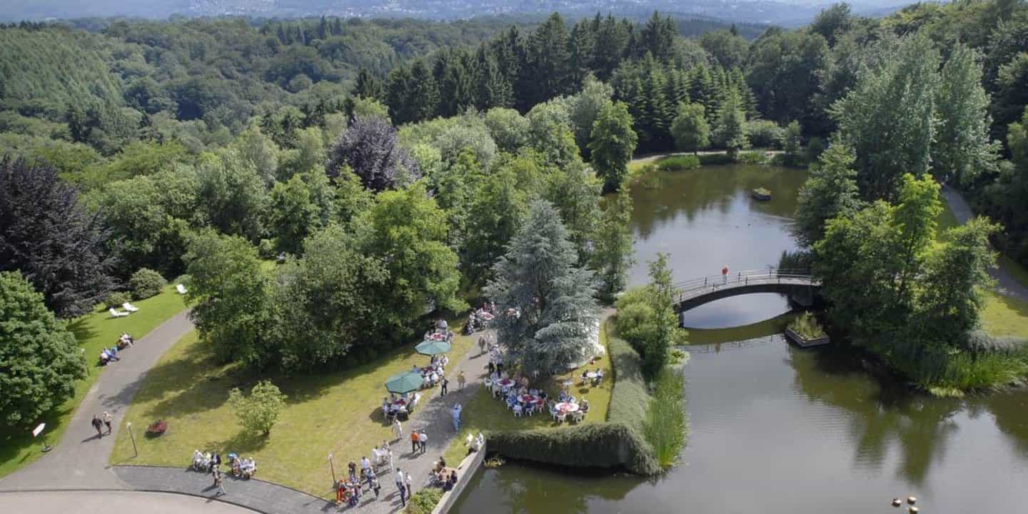 Physiotherapeut:in (m/w/d) - Wir suchen Sie! Wuppertal - VITREA Rehaklinik Bergisch-Land - Praxia