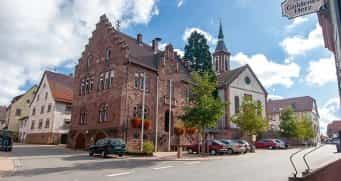 Pflegefachkraft (m/w/d) - Bei uns macht Pflege Spaß! Neunkirchen - Domus Cura Pflegewohnpark Glück im Winkel "Neunkirchen" - Praxia