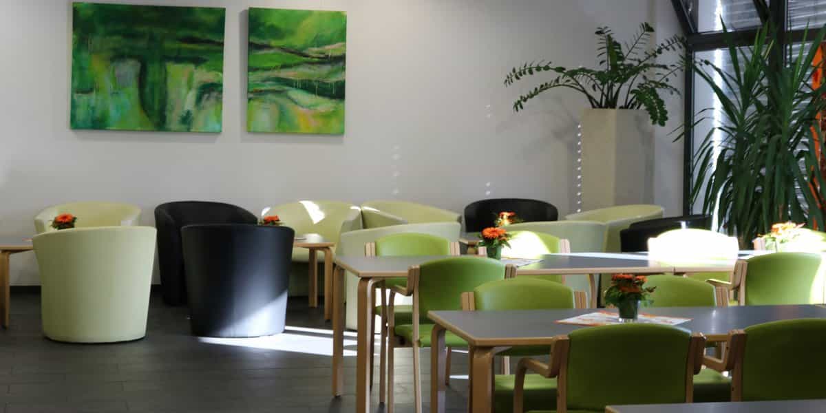 Pflegefachkraft für die AKIP (m/w/d) - Ein Arbeitgeber nach Deinen Vorstellungen! Besigheim - Evangelische Heimstiftung  - Junge Intensiv Pflege - Praxia