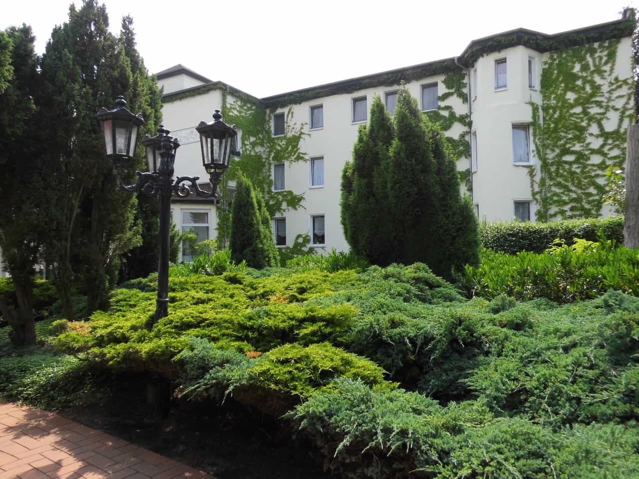 Gelernte Pflegehilfskraft (m/w/d) - Wir freuen uns auf Sie! Königs Wusterhausen - Seniorenpflegeheim Schwanenburg - Praxia