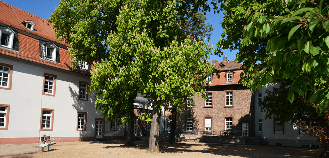 Pflegedienstleitung (w/m/d) - Gestalte Deine Zukunft mit Herz Weiterstadt - AWO Sozialzentrum "Ohlystift" - Praxia