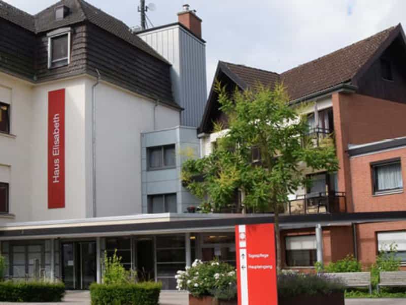 Fachkraft für den Sozialen Dienst / Sozialpädagog:in (m/w/d) in Teilzeit (75%) – Zur Verstärkung unseres Teams suchen wir Sie! Niederkassel - Haus Elisabeth Altenheim GmbH - Praxia