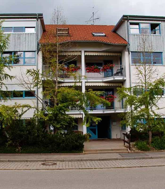 Betreuungsassistenz nach SGB XI §53c/§43b (m/w/d) - in Teilzeit (75%) - Teamplayer:in mit Herz gesucht! Engstingen - Servicehaus Sonnenhalde Pflegeheim Engstingen - Praxia