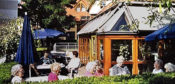 Gelernte Pflegehilfskraft (m/w/d) - Werde Teil unseres bunten Teams! Soest - Pflegeheim Thomä Residenz - Praxia