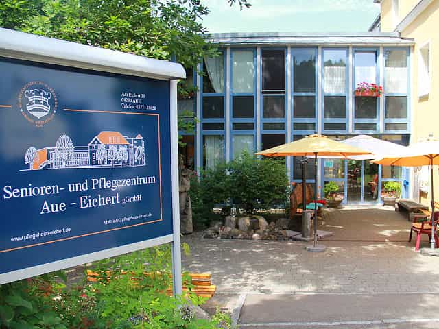 Pflegefachkraft (m/w/d) - Unser Team freut sich auf Dich!  Aue-Bad Schlema - Senioren- und Pflegezentrum Aue - Eichert - Praxia