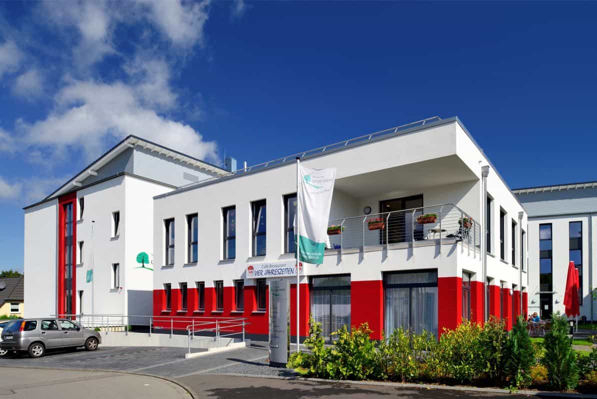 Pflegefachkraft (m/w/d) als Schmerzexperte - Dein neuer Arbeitsplatz in einem eingespielten Team! Wermelskirchen - Senioren-Park carpe diem Dabringhausen - Praxia