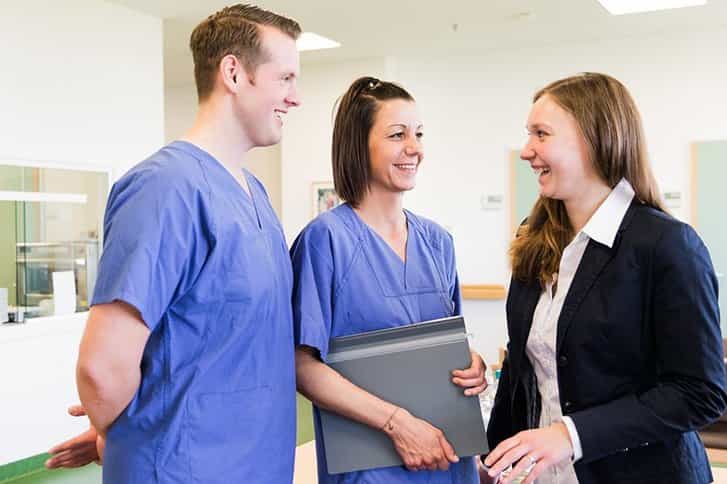 Krankenpflegehelfer:in (m/w/d)– Flexible Arbeitszeiten - Bei uns findest Du das kollegiale Arbeitsumfeld, das Du Dir wünschst! Leipzig - Helios Park-Klinikum Leipzig - Praxia