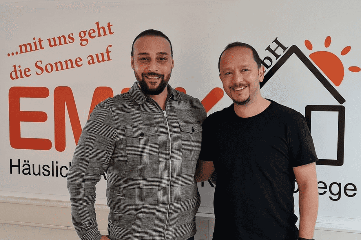 Pflegefachkraft (m/w/d) - Dein neuer Arbeitsplatz in einem Team, auf das Du zählen kannst! Moers - EMEK-Pflegedienst - Praxia