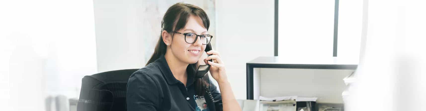 Zahnmedizinische:r Fachangestellte:r (m/w/d) Stuhlassistenz - Wir freuen uns auf Dich! Grafschaft - Zahnarztzentrum Grafschaft | Dr. Pietrek & Kollegen - Praxia