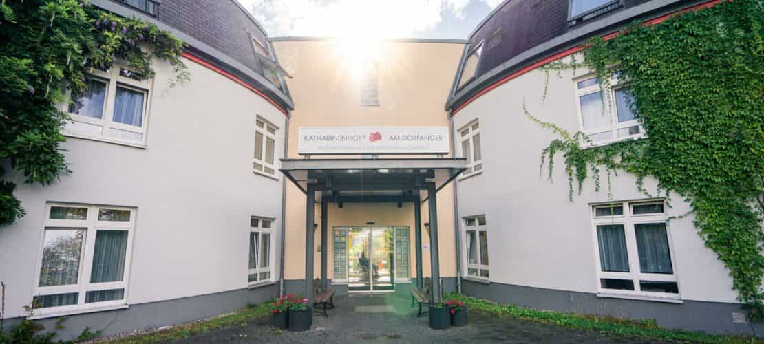 Gelernte Pflegehilfskraft in Teilzeit (m/w/d) - Herzlich willkommen! Fredersdorf-Vogelsdorf - KATHARINENHOF AM DORFANGER - Praxia