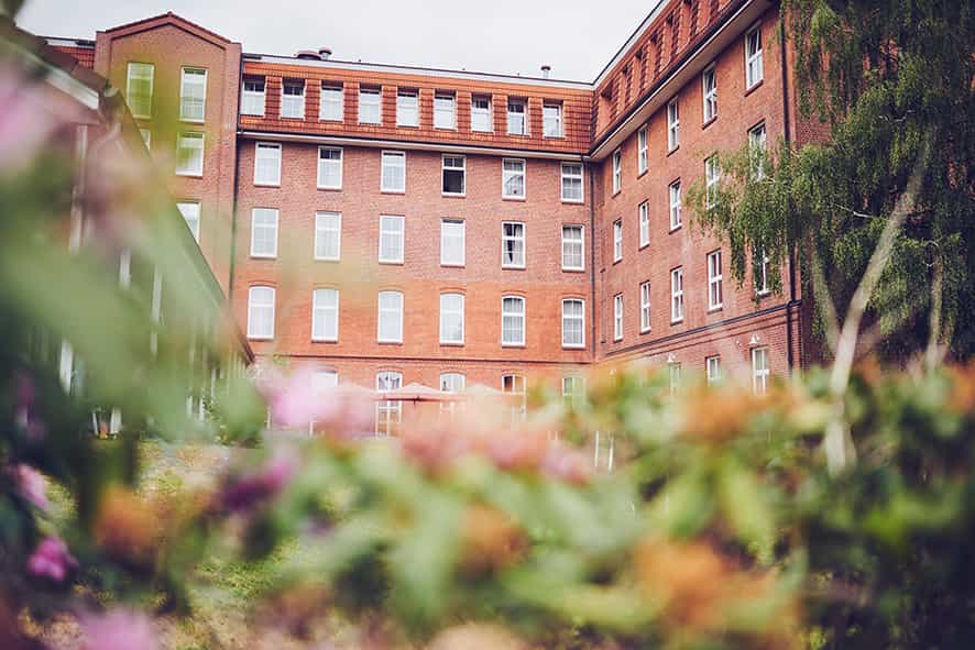 Pflegefachkraft (m/w/d) für den Nachtdienst - Der Lindenpark braucht Unterstützung! Elmshorn - Johanniter-Haus Lindenpark - Praxia