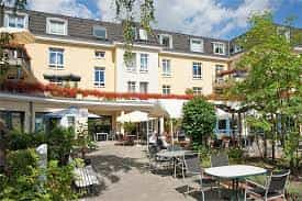 Qualifizierte:r Pflegeassistent:in / Pflegehelfer:in (w/m/d) - Hier kannst Du durchstarten! Fredersdorf-Vogelsdorf - KATHARINENHOF IM SCHLOßGARTEN - Praxia