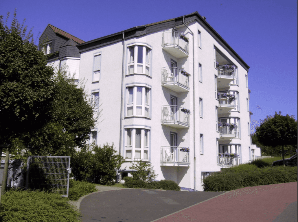 Pflegeassistenz (m/w/d) mit einjähriger Ausbildung - eine kollegiale Zusammenarbeit im Team warten auf Dich Reiskirchen - newcare home Reiskirchen - Praxia