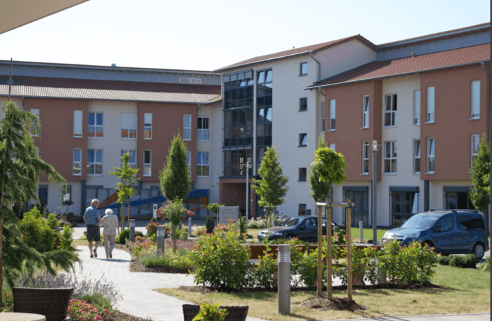 Pflegefachkraft (m/w/d) - werde Verstärkung in einem sehr herzlichen Team! Langenlonsheim - Paritätisches Seniorenzentrum in Langenlonsheim - Praxia