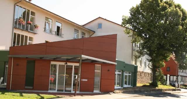 Pflegefachkraft (m/w/d) für die Altenpflege/Kurzzeitpflege - Werden Sie Teil unseres Teams! Hessisch Lichtenau - Lichtenau e.V. Orthopädische Klinik und Rehabilitationszentrum der Diakonie - Pflegezentrum Fürstenhagen - Praxia