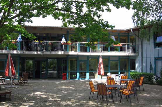 Gelernte Pflegehilfskraft (m/w/d) in Teilzeit - Komm zur AWO! Schwerin - Seniorenhaus Schelfwerder - Praxia