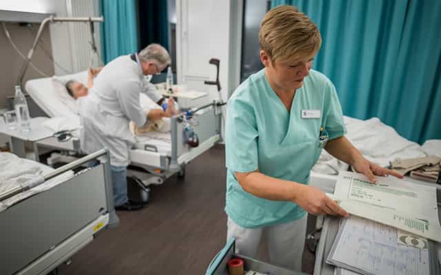 Pflegefachkraft mit OP-Erfahrung (m/w/d) - Sichern Sie sich heute Ihre Zukunft! Hannover - Sophienklinik GmbH - Praxia