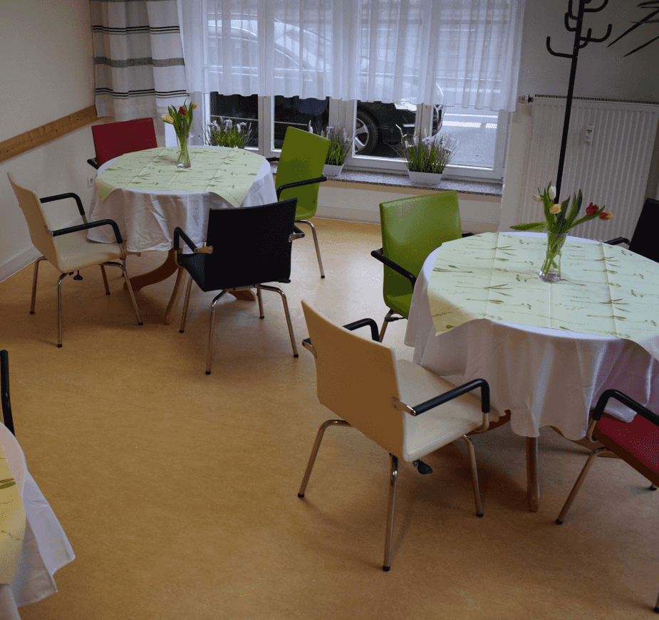 Pflegefachkraft (w/m/d) für die Kurzzeitpflege - Zur Unterstützung unseres Teams! Leipzig - Häusliche Krankenpflege Ulrike Röber - Praxia