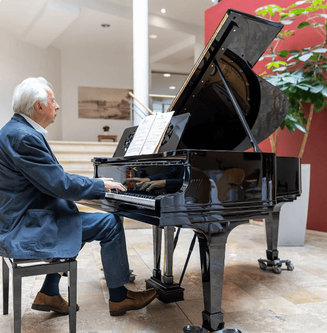 Pflegefachkraft (m/w/d) - Teamplayer:in mit Herz gesucht! Düsseldorf - Premium-Residenz Schlosspark - Praxia