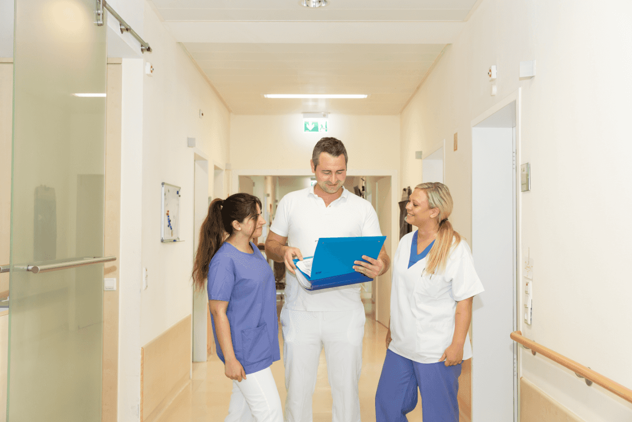 Fachgesundheits- und Krankenpfleger:in (m/w/d) für die Intensivpflege - Verbundenheit mit den Patient:innen und dem ganzen Team! Lampertheim - St. Marien Krankenhaus Lampertheim - Praxia