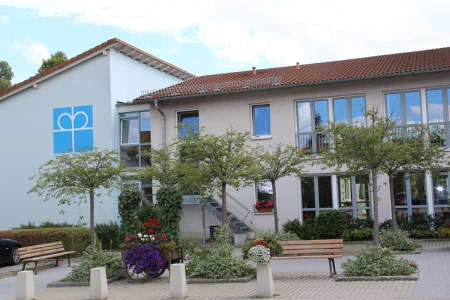 Pflegefachkraft (m/w/d) - Wir achten auch auf Deine Wünsche! Eckersdorf - Senioren Wohn- und Pflegezentrum Fantaisie - Diakonie Eckersdorf gGmbH - Praxia