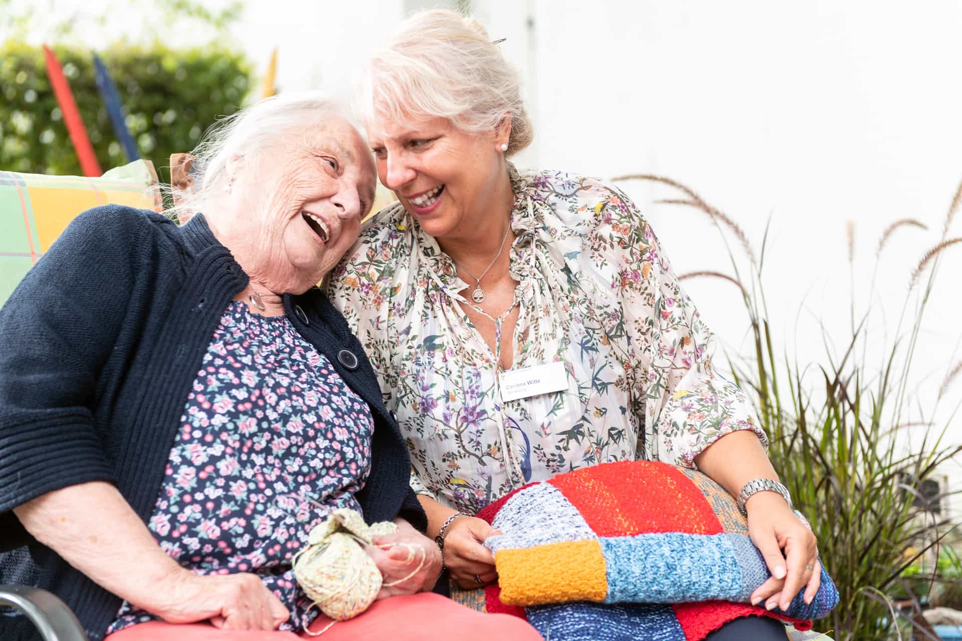 Pflegefachkraft (m/w/d) - Mit- und füreinander! Eningen unter Achalm - Seniorenzentrum St. Elisabeth Eningen unter Achalm - Praxia