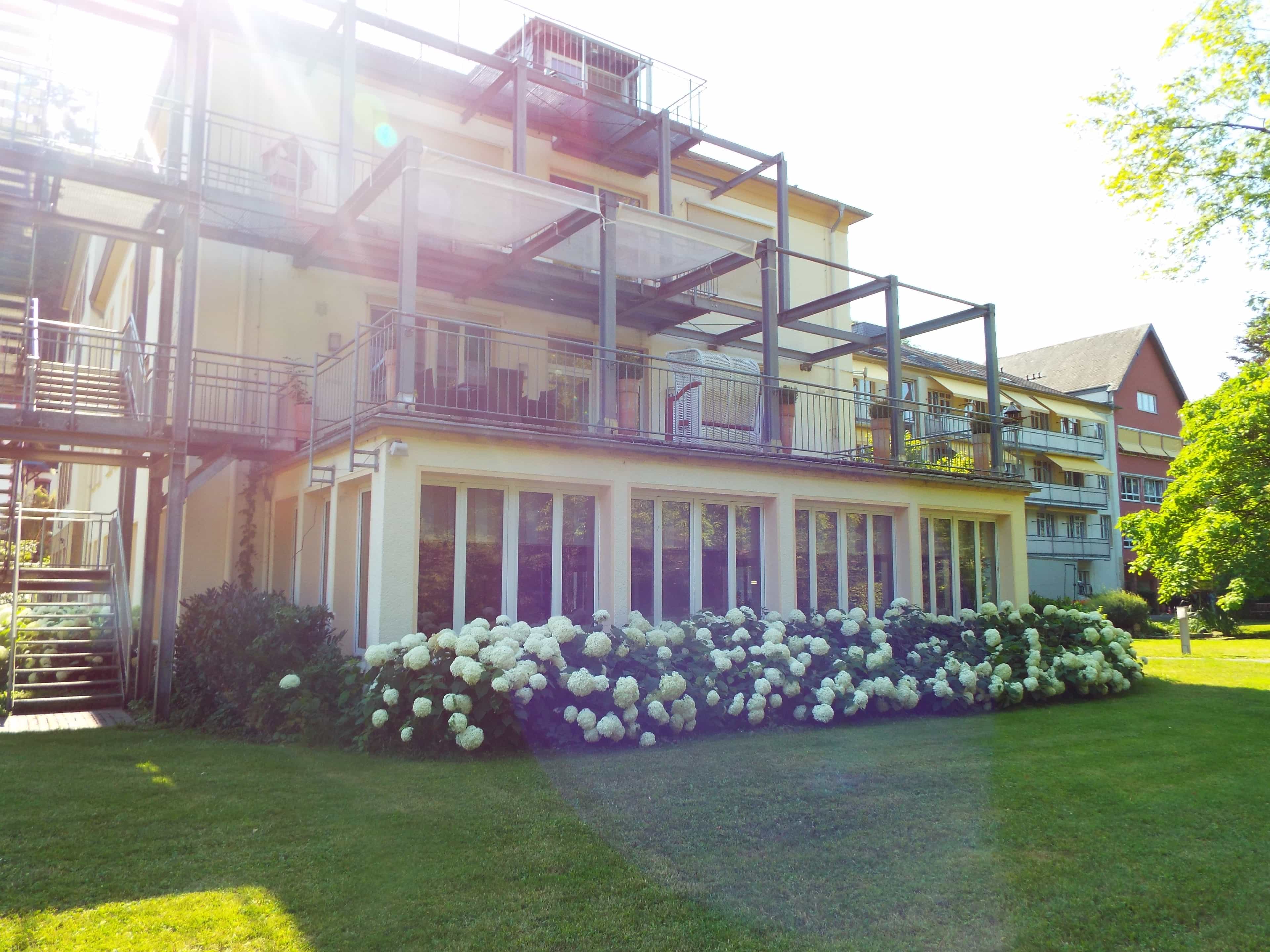 Pflegefachkraft (m/w/d) - Wir freuen uns auf Dich!  Bad Ems - AZURIT Seniorenzentrum LAHNBLICK - Praxia