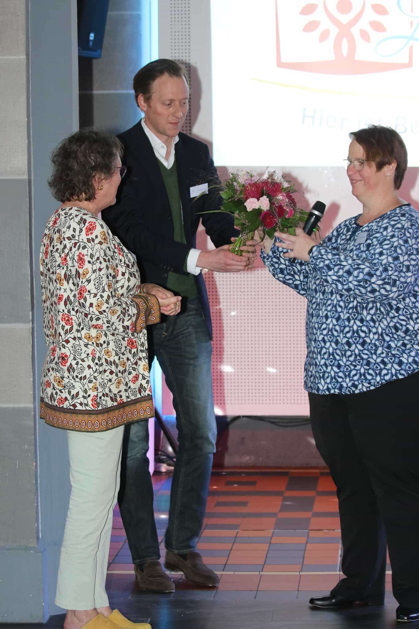 Pflegefachkraft (m/w/d) in Teilzeit - Werde Teil unseres Teams! Oberhausen - Pflegedienst Lichtblick Oberhausen - Praxia