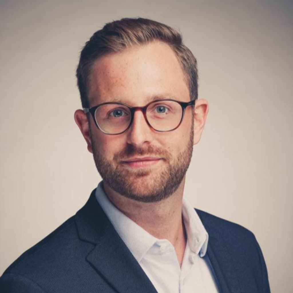 contactPerson.contactPerson.title